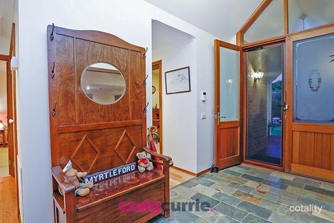 Property photo of 18 Aberdeen Heights Pakenham VIC 3810