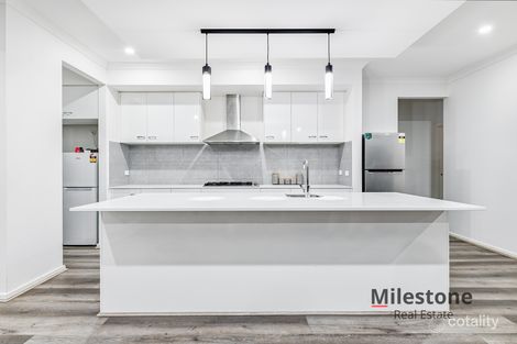 Property photo of 20 Merribrook Boulevard Clyde VIC 3978