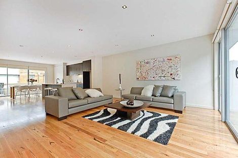 11/1 Johnston St, Newport, VIC 3015