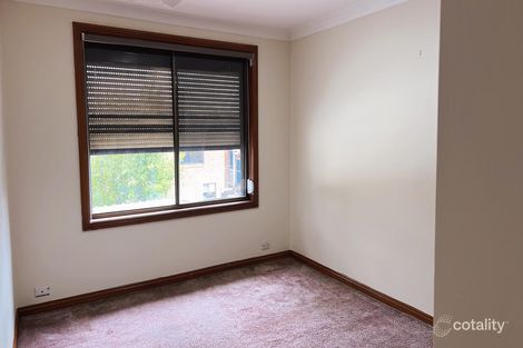 Property photo of 4 Rowe Close Wetherill Park NSW 2164