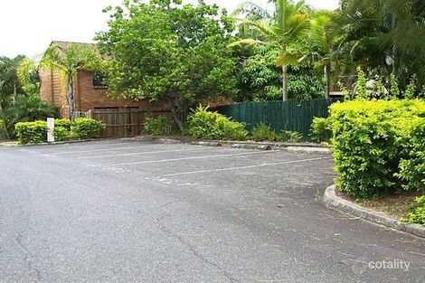 Property photo of 2/31 Defiance Road Woodridge QLD 4114