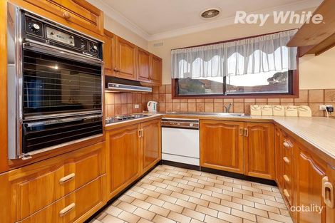 Property photo of 11 Serpentine Avenue West Wodonga VIC 3690