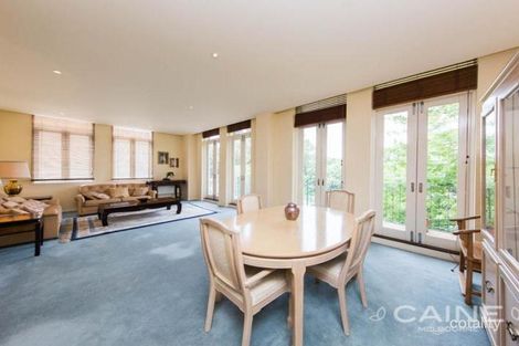 Property photo of 12/322-328 Albert Street East Melbourne VIC 3002