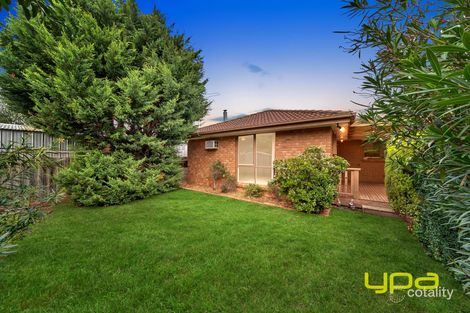 26 Willora Cres, Cranbourne West, VIC 3977