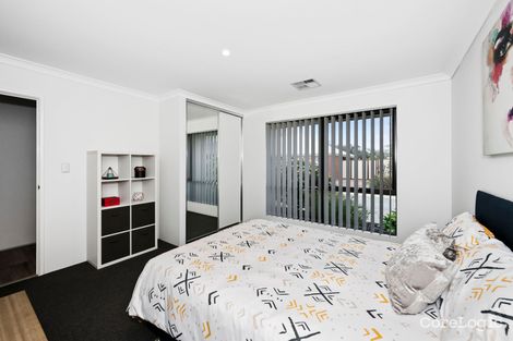 Property photo of 12/18 Banksia Terrace South Yunderup WA 6208