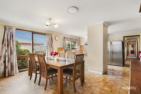 Property photo of 7 Little Court Melton West VIC 3337