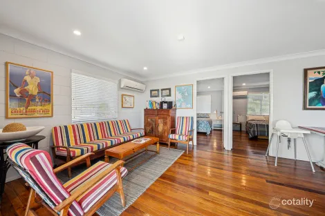Property photo of 81 Gloucester Avenue Hideaway Bay QLD 4800
