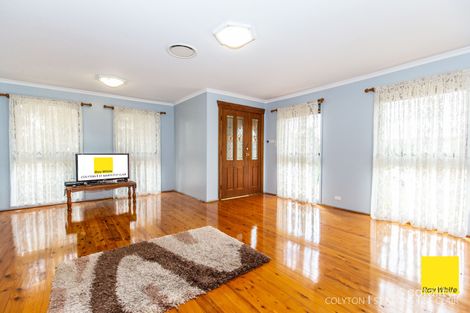 Property photo of 11 Mynah Close St Clair NSW 2759