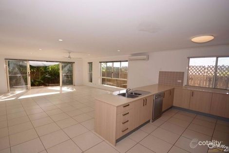 Property photo of 6/49 Usher Avenue Labrador QLD 4215