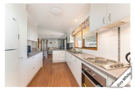Property photo of 16 Thornton Road Karabar NSW 2620