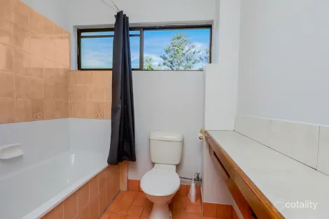 Property photo of 5/33 Scenic Highway Cooee Bay QLD 4703