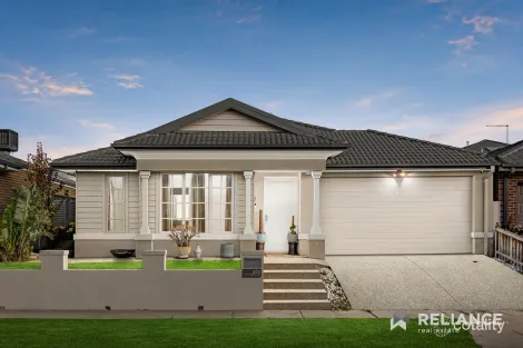 Property photo of 203 Haze Drive Point Cook VIC 3030