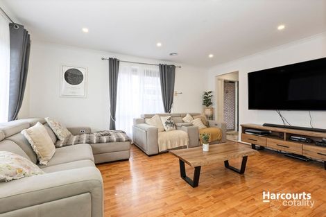 Property photo of 31 Ozone Crescent Bell Park VIC 3215