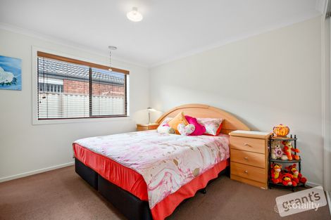 Property photo of 86 Henry Road Pakenham VIC 3810