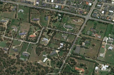 2 Reginald Way, Mount Martha, VIC 3934