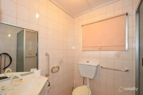 Property photo of 28 Westbourne Street Highgate Hill QLD 4101