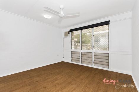 Property photo of 2/10 Regent Street Hyde Park QLD 4812