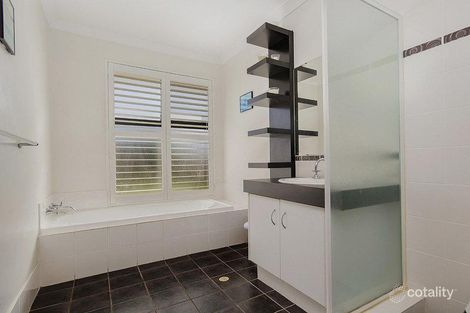 Property photo of 4 Dewsbury Drive Bertram WA 6167