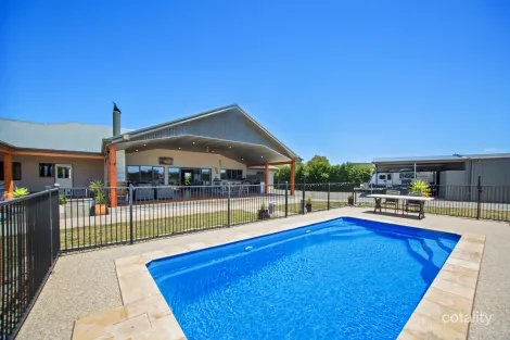 8 Kate Ct, Mansfield, VIC 3722