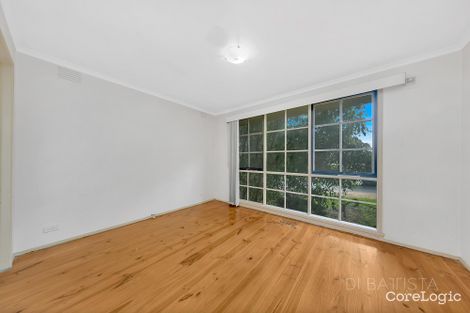 Property photo of 4 Peterlee Court Craigieburn VIC 3064