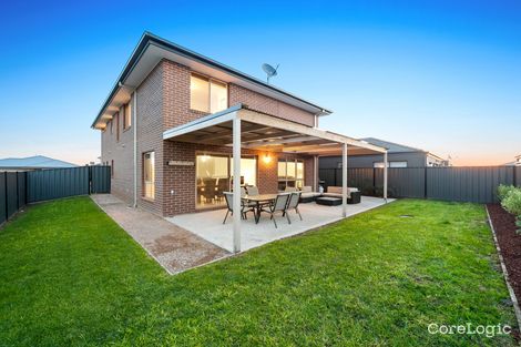 Property photo of 8 Mill Circuit Clyde North VIC 3978