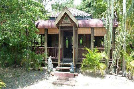 42 Henry Lawson St, Horseshoe Bay, QLD 4819