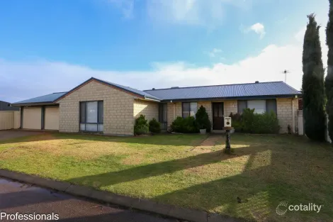 Property photo of 1 Gunton Circle Castletown WA 6450