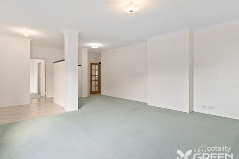 Property photo of 15 Allamanda Way Halls Head WA 6210