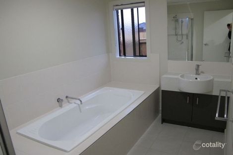 Property photo of 46 Edenvale Boulevard Wollert VIC 3750