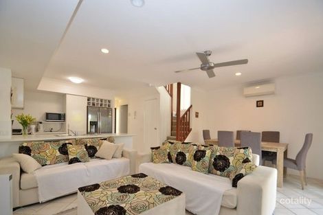 Property photo of 8/323 Christine Avenue Varsity Lakes QLD 4227