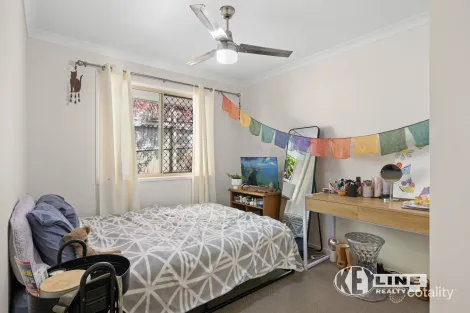 Property photo of 7 Charlton Court Burnside QLD 4560