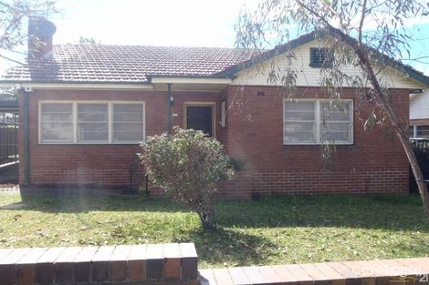 Property photo of 17 Gowrie Crescent Westmead NSW 2145