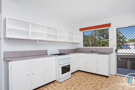 Property photo of 2/56 Albany Road Hyde Park QLD 4812