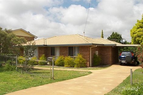 114 Hursley Rd, Newtown, QLD 4350