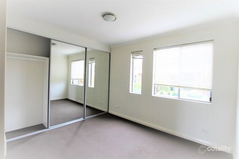 Property photo of 18/30-34 Reid Avenue Westmead NSW 2145