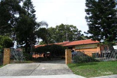 9 Churchill Cres, Windermere Park, NSW 2264