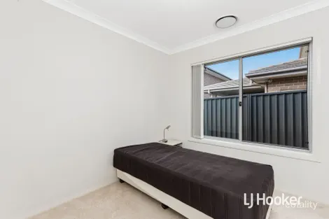 Property photo of 55 Orlagh Circuit Grantham Farm NSW 2765