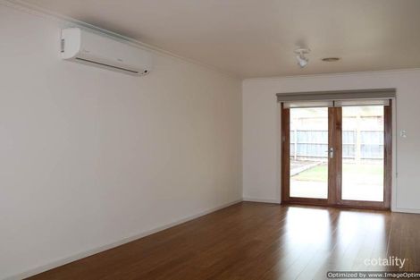 Property photo of 33 Scherman Drive Altona Meadows VIC 3028
