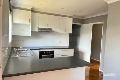 Property photo of 3 Pembroke Street Cambridge Park NSW 2747