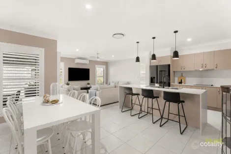 Property photo of 1 Bill Stocks Dundowran Beach QLD 4655