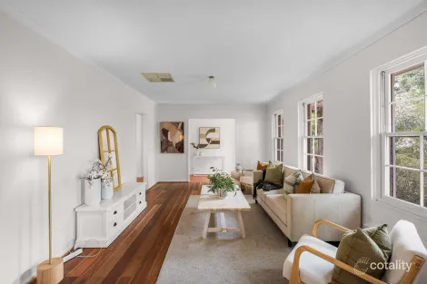 2 Medina St, Aberfoyle Park, SA 5159