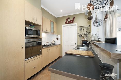 Property photo of 27 Amhurst Drive Narre Warren South VIC 3805