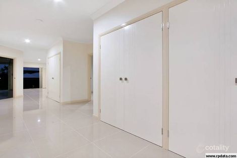 Property photo of 51 City View Crescent Mooroobool QLD 4870
