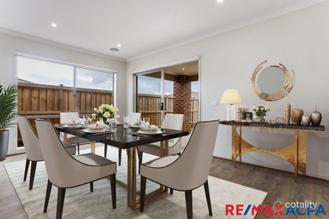 Property photo of 8 Highbury Road Werribee VIC 3030