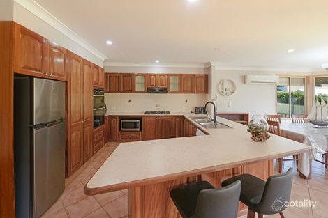 Property photo of 40 Hillside Drive Berkeley Vale NSW 2261