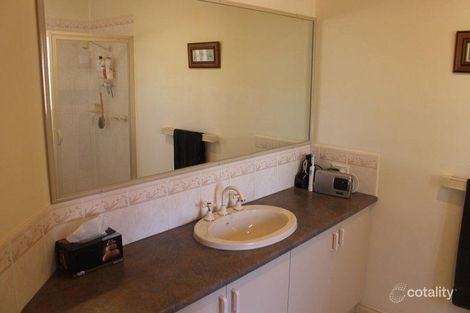Property photo of 44 Horder Crescent Darley VIC 3340