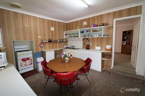 Property photo of 11 Bourkes Lane Young NSW 2594