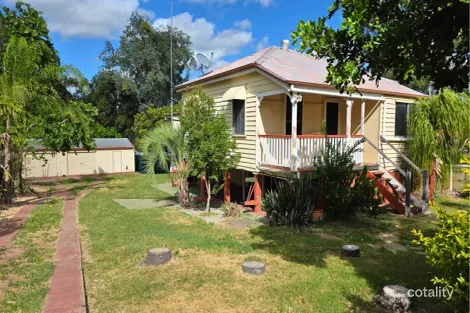 19 Dalgangal Rd, Gayndah, QLD 4625