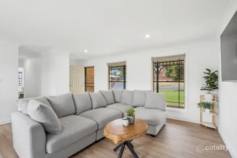 Property photo of 1/56 Dewhurst Drive Mudgee NSW 2850