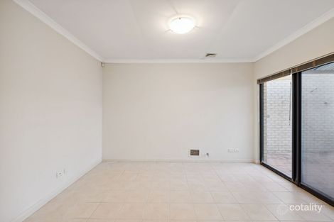 Property photo of 3A Elwood Court Craigie WA 6025